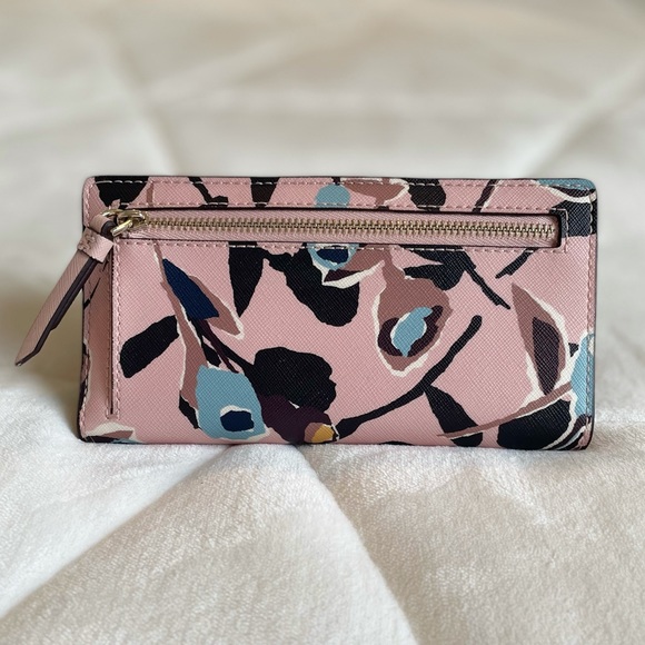 Kate Spade wallet - Picture 2 of 10